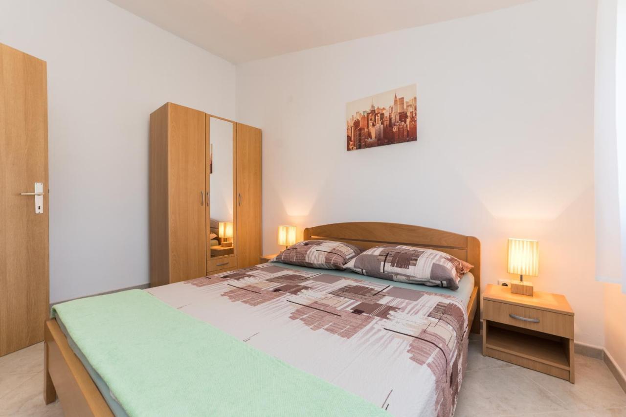 Apartmani Zarko Vir Exterior foto